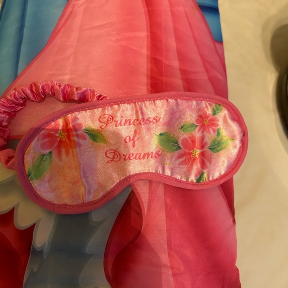 Disney Princess Sleeping Bag With Sleep Mask Cinderella, Aurora, Belle! B13 - Picture 3 of 5